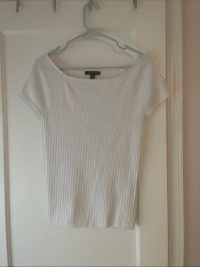 Ann Taylor White Ribbed Boatneck Short Sleeve Top